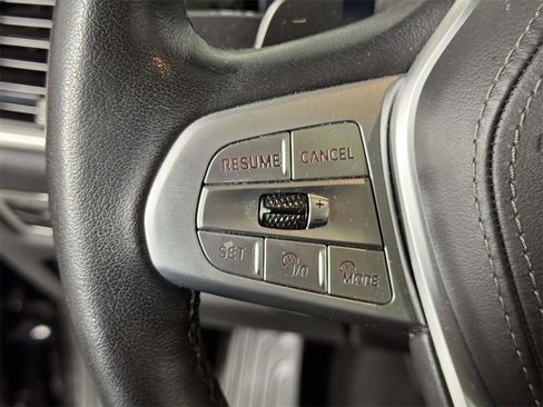 Used 2023 BMW X7 xDrive40i w/ Parking Assistance Package image 22