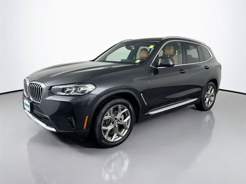Used 2022 BMW X3 xDrive30i w/ Premium Package 2 AWD/4WD image 2