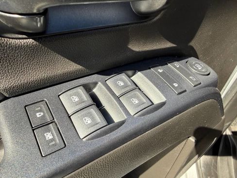 Used 2018 Chevrolet Silverado 2500 W/T w/ WT Fleet Convenience Package image 12