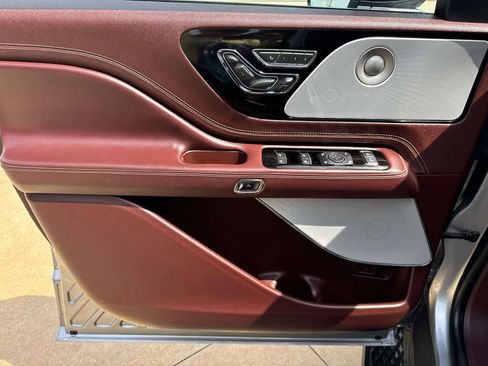 Certified 2023 Lincoln Aviator Black Label w/ Class IV Trailer Tow Package AWD/4WD image 23