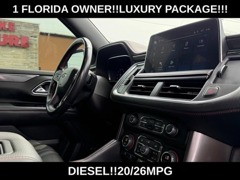 Used 2022 Chevrolet Tahoe RST w/ Luxury Package AWD/4WD image 32