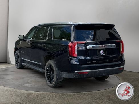 Used 2021 GMC Yukon XL SLT w/ Rear Media and Nav Package AWD/4WD image 5