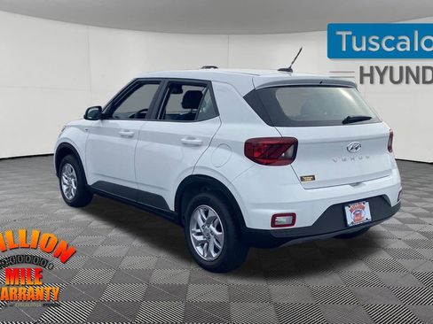 New 2026 Hyundai Venue SE image 6