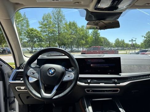 Certified 2023 BMW X7 xDrive40i w/ Premium Package AWD/4WD image 14