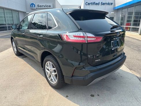 Used 2024 Ford Edge SEL w/ Convenience Package AWD/4WD image 8