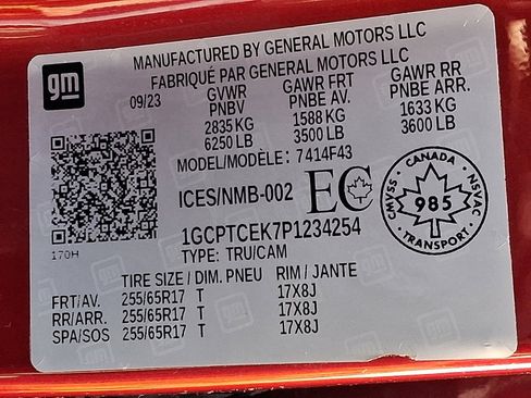 Used 2023 Chevrolet Colorado LT image 28