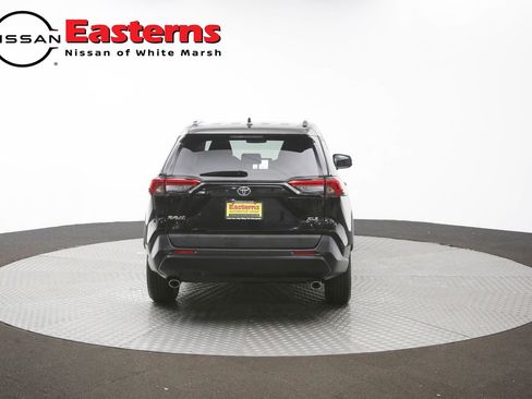 Used 2023 Toyota RAV4 XLE FWD image 33