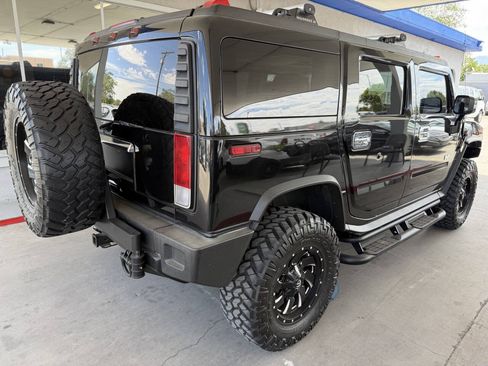 Used 2005 HUMMER H2 w/ Preferred Equipment Group AWD/4WD image 8