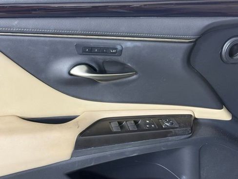 Used 2019 Lexus ES 350 w/ Premium Package FWD image 15