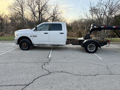 Used 2016 RAM 3500 SLT w/ Quick Order Package 29G SLT image 24