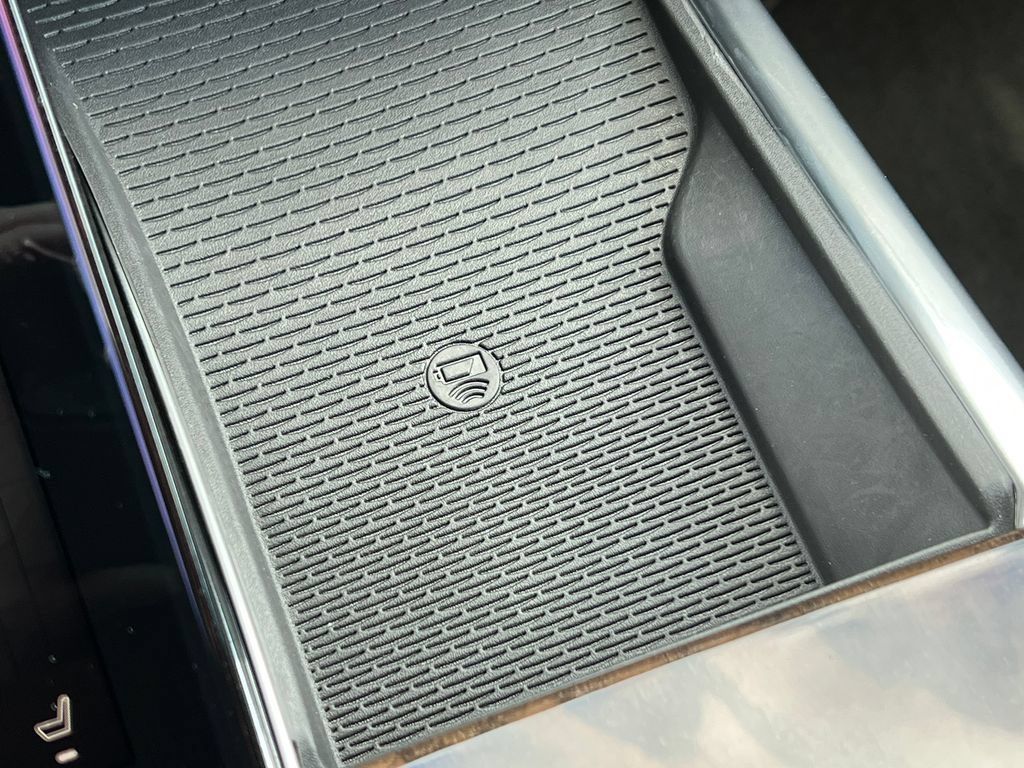 Certified 2025 Cadillac Escalade Sport Platinum w/ LPO, Floor Liner Package AWD/4WD image 34