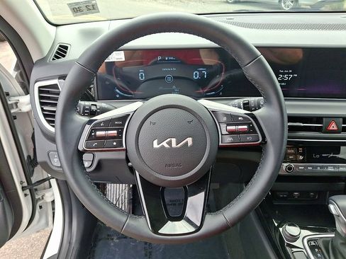 Certified 2026 Kia Seltos S FWD image 19