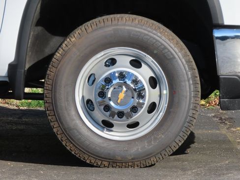 New 2025 Chevrolet Silverado 3500 W/T w/ WT Convenience Package image 15