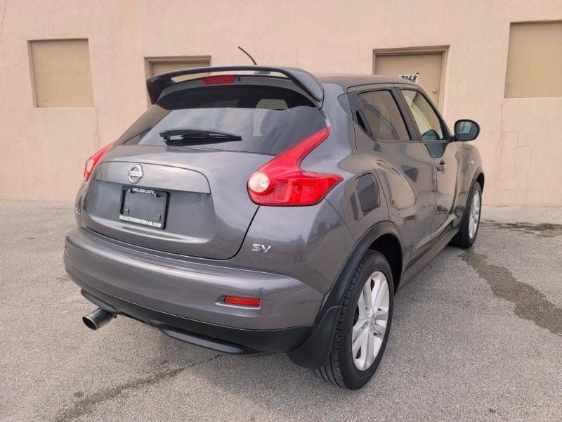 Used 2011 Nissan Juke SV FWD image 4