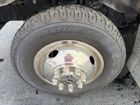 Used 2019 Ford E-350 and Econoline 350 Super Duty w/ Shuttle Bus Prep Package image 26