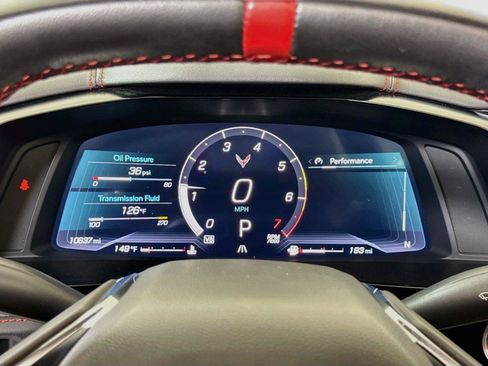 Used 2020 Chevrolet Corvette Stingray Coupe w/ 1LT RWD image 17