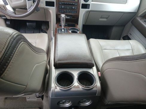 Used 2010 Ford F150 Platinum image 18