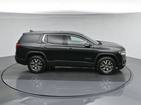 Used 2022 GMC Acadia SLE FWD image 42