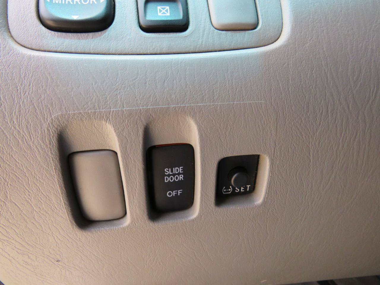 Used 2005 Toyota Sienna LE FWD image 16