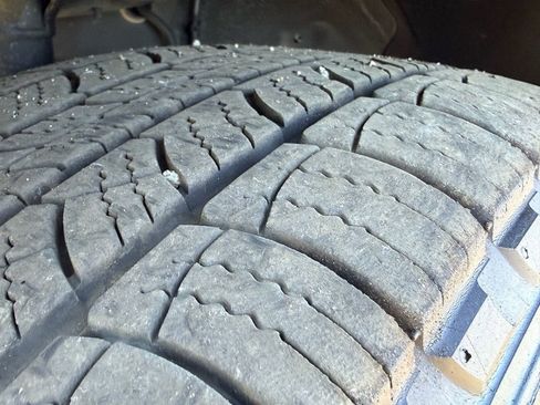 Used 2014 Toyota Highlander XLE image 27