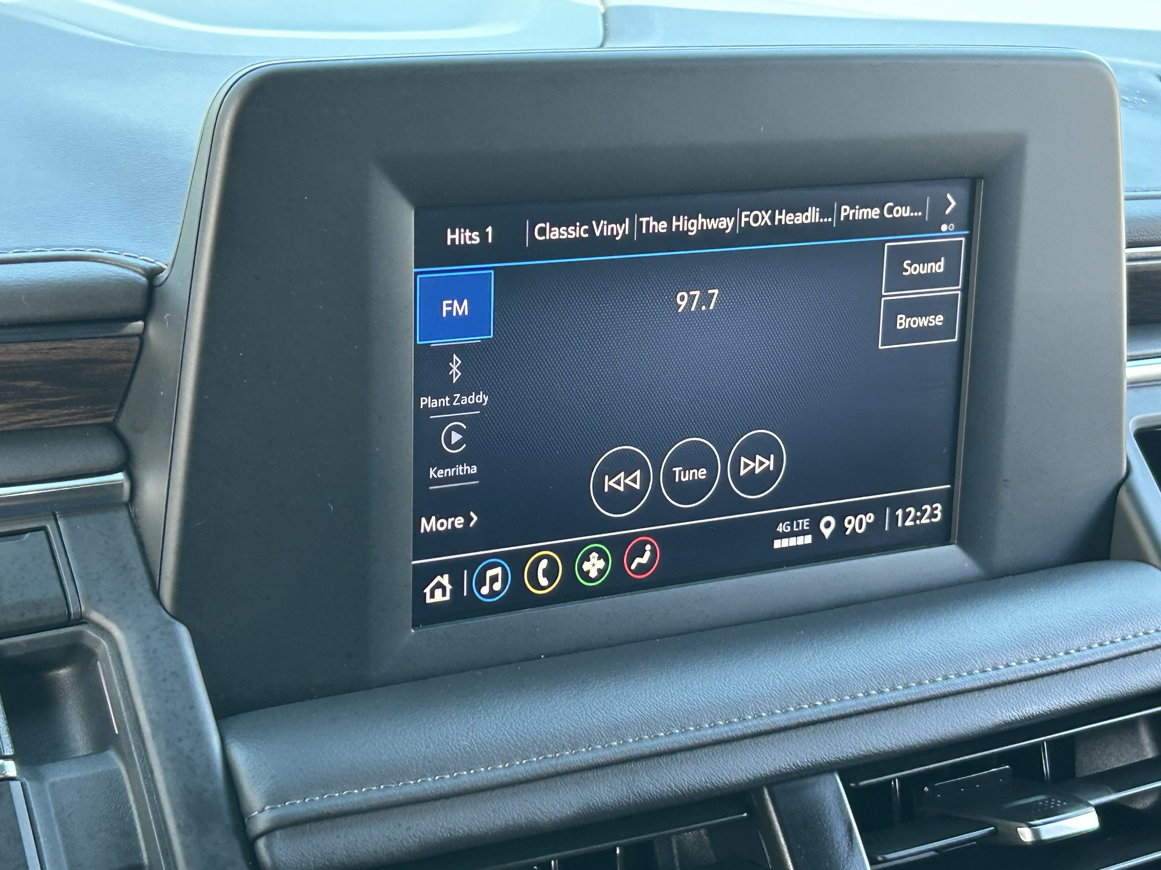 Used 2023 Chevrolet Tahoe LS AWD/4WD image 22