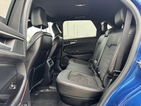 Used 2020 Ford Edge ST-Line w/ Cold Weather Package image 19