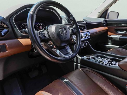 Used 2023 Honda Pilot Elite image 7