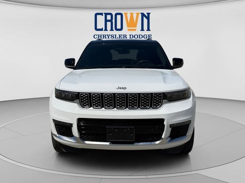 Used 2023 Jeep Grand Cherokee L Summit AWD/4WD image 8