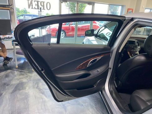 Used 2012 Buick LaCrosse Premium FWD image 15