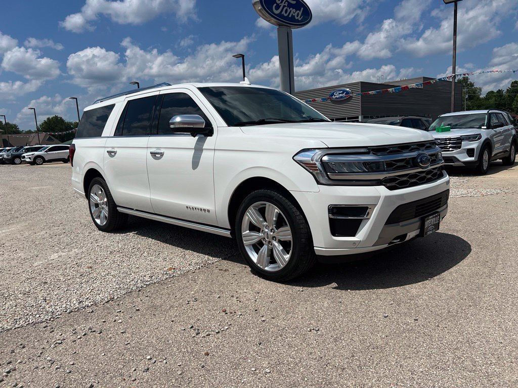 Used 2023 Ford Expedition Max Platinum AWD/4WD image 1