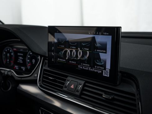 Certified 2024 Audi Q5 2.0T Premium Plus AWD/4WD image 9