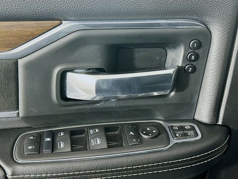 Used 2024 RAM 2500 Laramie image 15