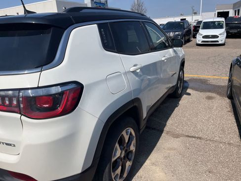 Used 2019 Jeep Compass Limited image 13