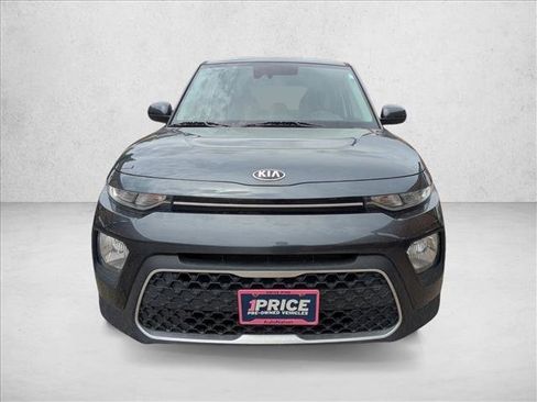Used 2020 Kia Soul S FWD image 2