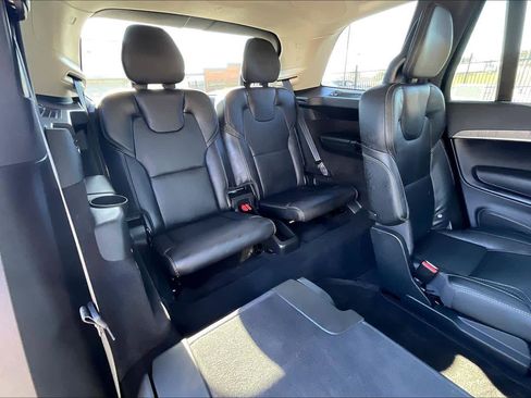 Used 2024 Volvo XC90 T8 Ultimate image 31