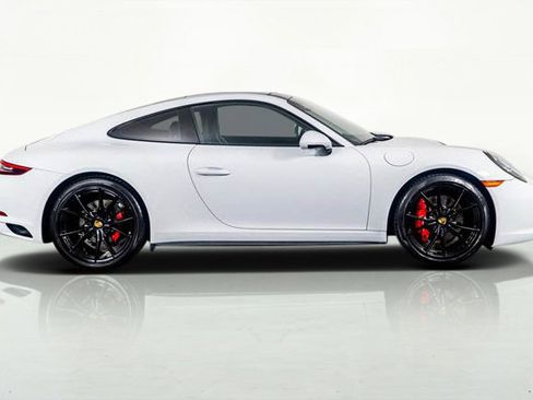 Used 2019 Porsche 911 Carrera 4S AWD/4WD image 5