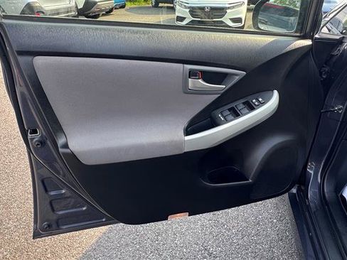 Used 2013 Toyota Prius Two FWD image 31