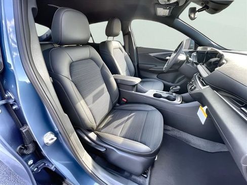 New 2026 Buick Envista Sport Touring FWD image 25