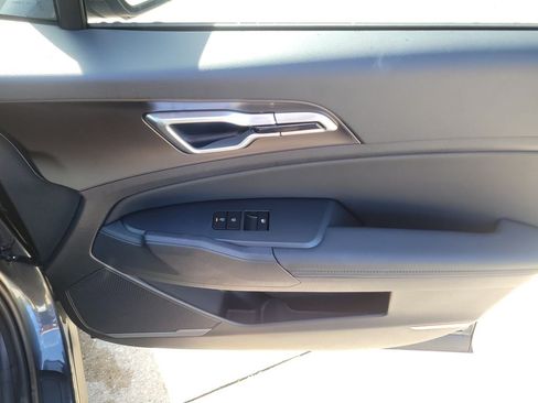 New 2026 Kia Sportage EX FWD image 10