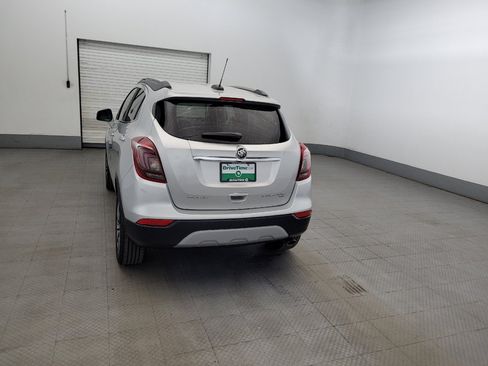Used 2018 Buick Encore Essence AWD/4WD image 6