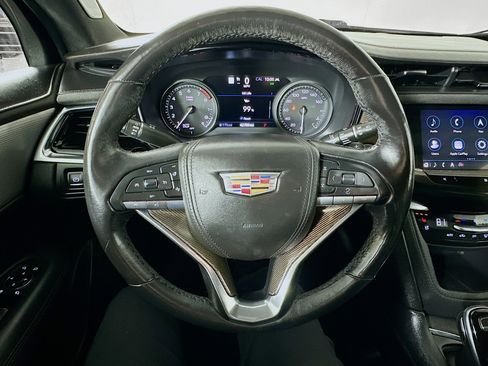 Used 2021 Cadillac XT6 Premium Luxury w/ Platinum Package image 11