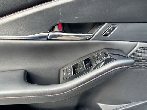 Used 2024 MAZDA CX-30 AWD 2.5 S w/ Preferred Package image 22