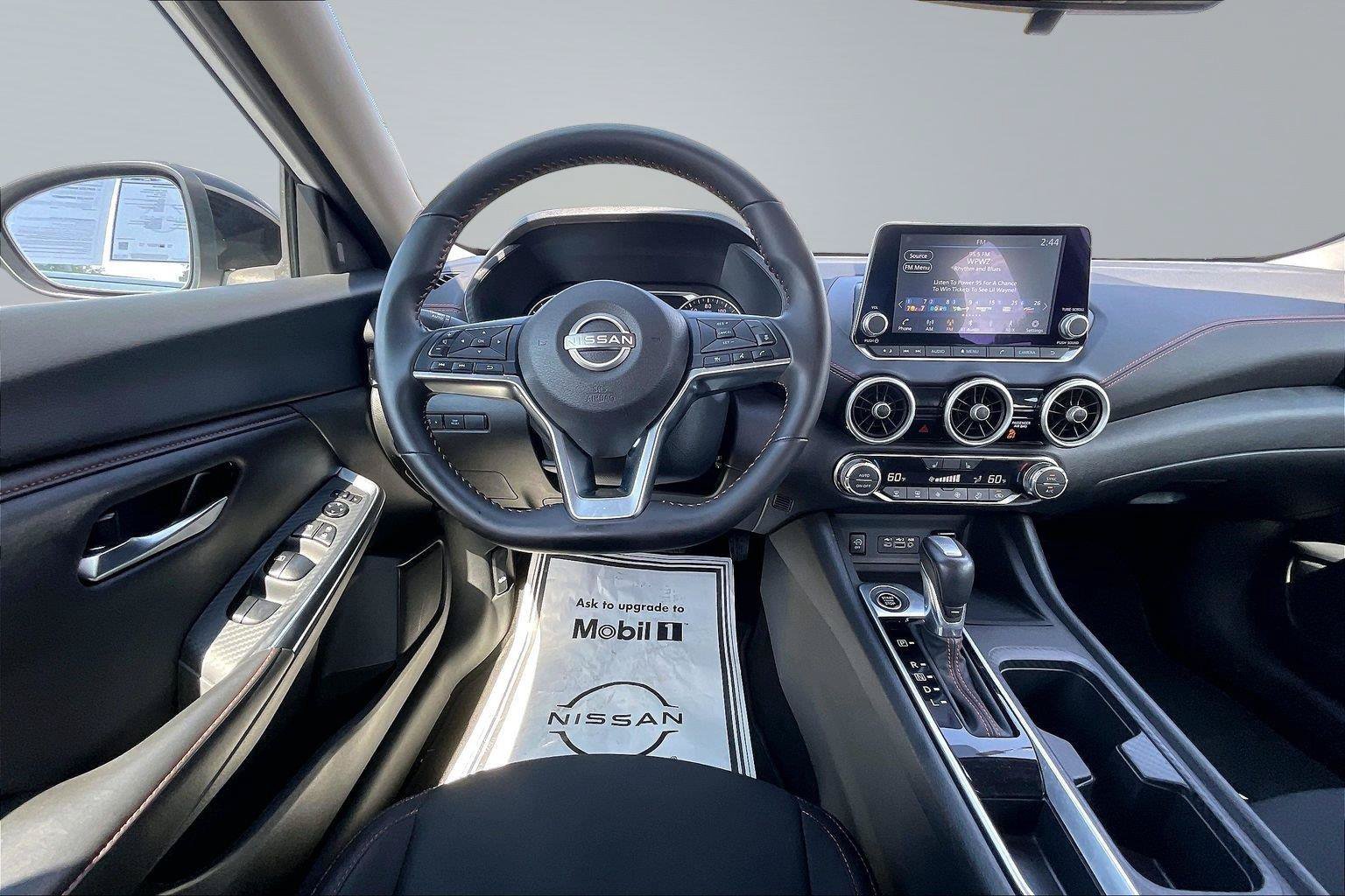 Certified 2025 Nissan Sentra SR FWD image 6