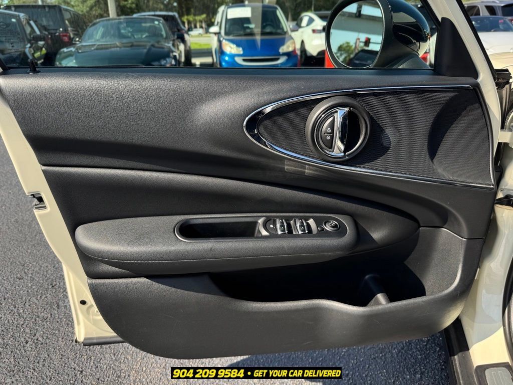 Used 2016 MINI Cooper Clubman FWD image 23