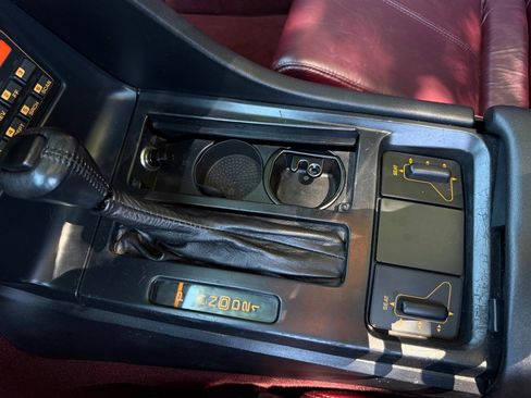 Used 1993 Chevrolet Corvette Convertible RWD image 45