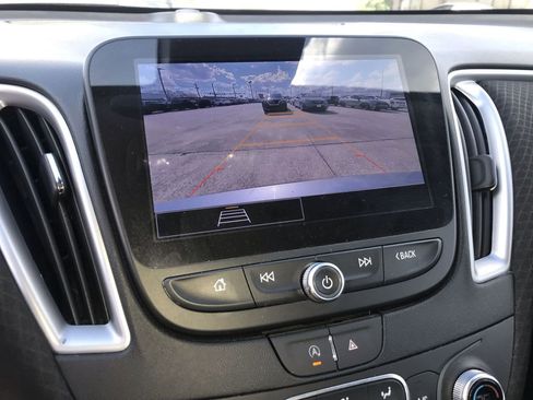 Used 2023 Chevrolet Malibu LT w/ Sport Edition image 17