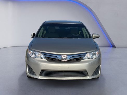 Used 2014 Toyota Camry LE FWD image 7