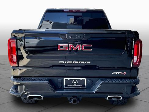 Used 2025 GMC Sierra 1500 AT4 w/ AT4 Premium Package AWD/4WD image 5