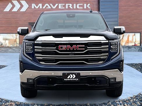 Used 2023 GMC Sierra 1500 SLT w/ SLT Premium Package image 2