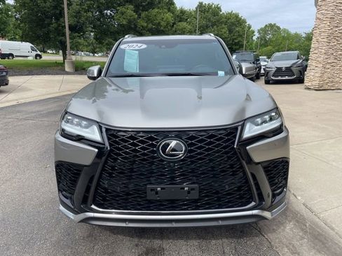 Used 2024 Lexus LX 600 F Sport AWD/4WD image 8